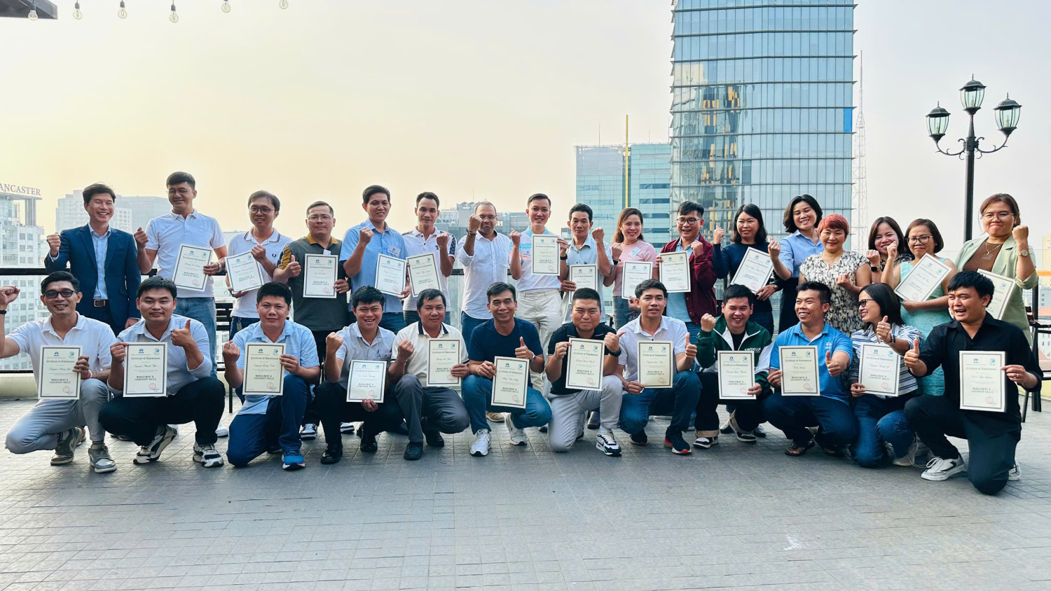 KỸ NĂNG LÃNH ĐẠO - BÍ QUYẾT LÃNH ĐẠO ĐỘI NGŨ XUẤT SẮC