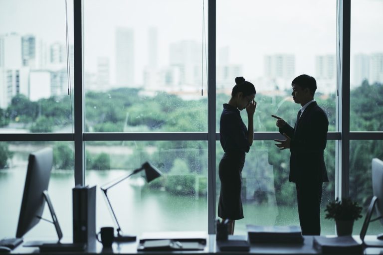 CÁCH PHẢN ỨNG VỚI NHỮNG SAI LẦM TRONG CÔNG VIỆC